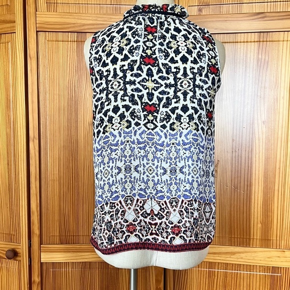 Violet + Claire Small Ikat Sleevless Blouse Ruffle Office Cadual Boho - Picture 3 of 8